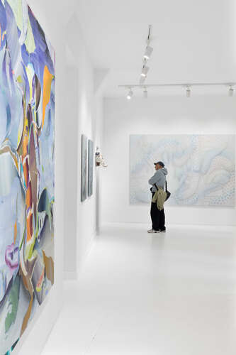 Karenhuber 02-25©paulacaballero 15 l